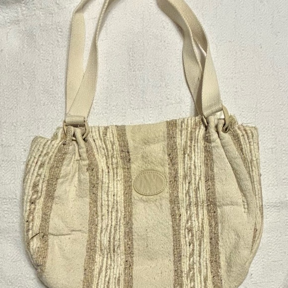 Vintage Cream and Tan Textured Shoulder Bag with Slouchy Design - Picture 1 of 5
